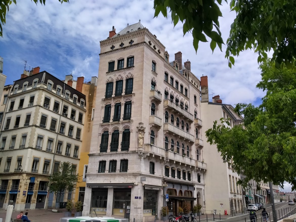 lyon_000